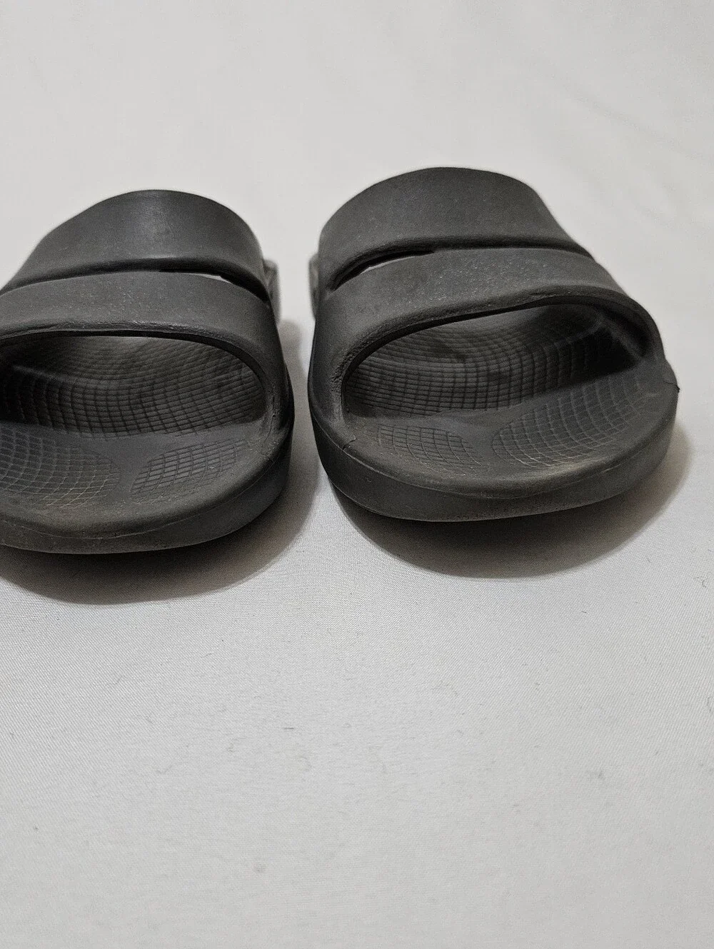 OOFOS OOAHH Recovery Slippers Unisex Mens 6 Womens 8 Gray